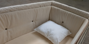 Rustic linen lining with heritage details